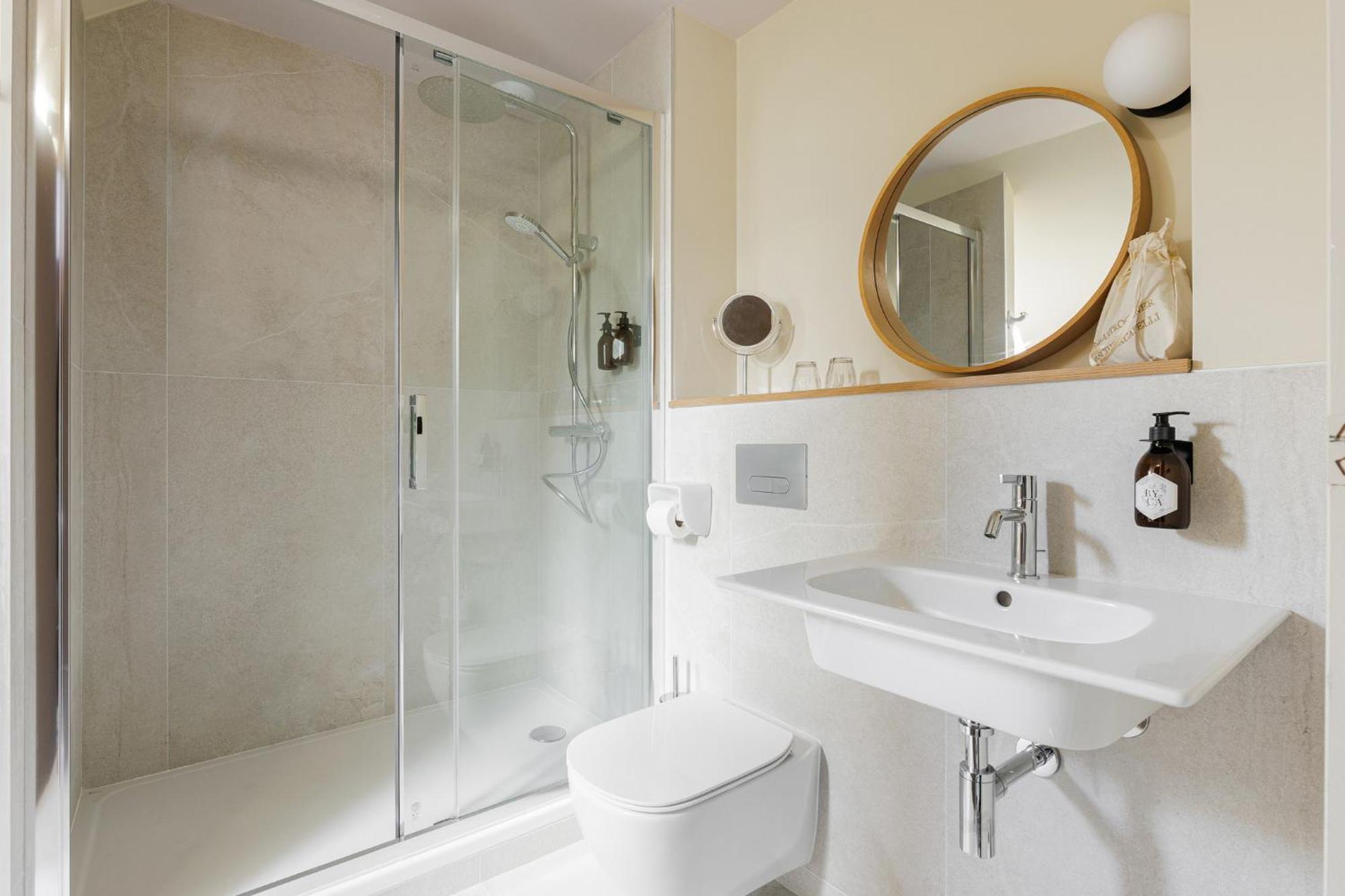 Hotel Cloitre - Entree Autonome, Reception En Ligne - Encore Mieux Orléans Dış mekan fotoğraf
