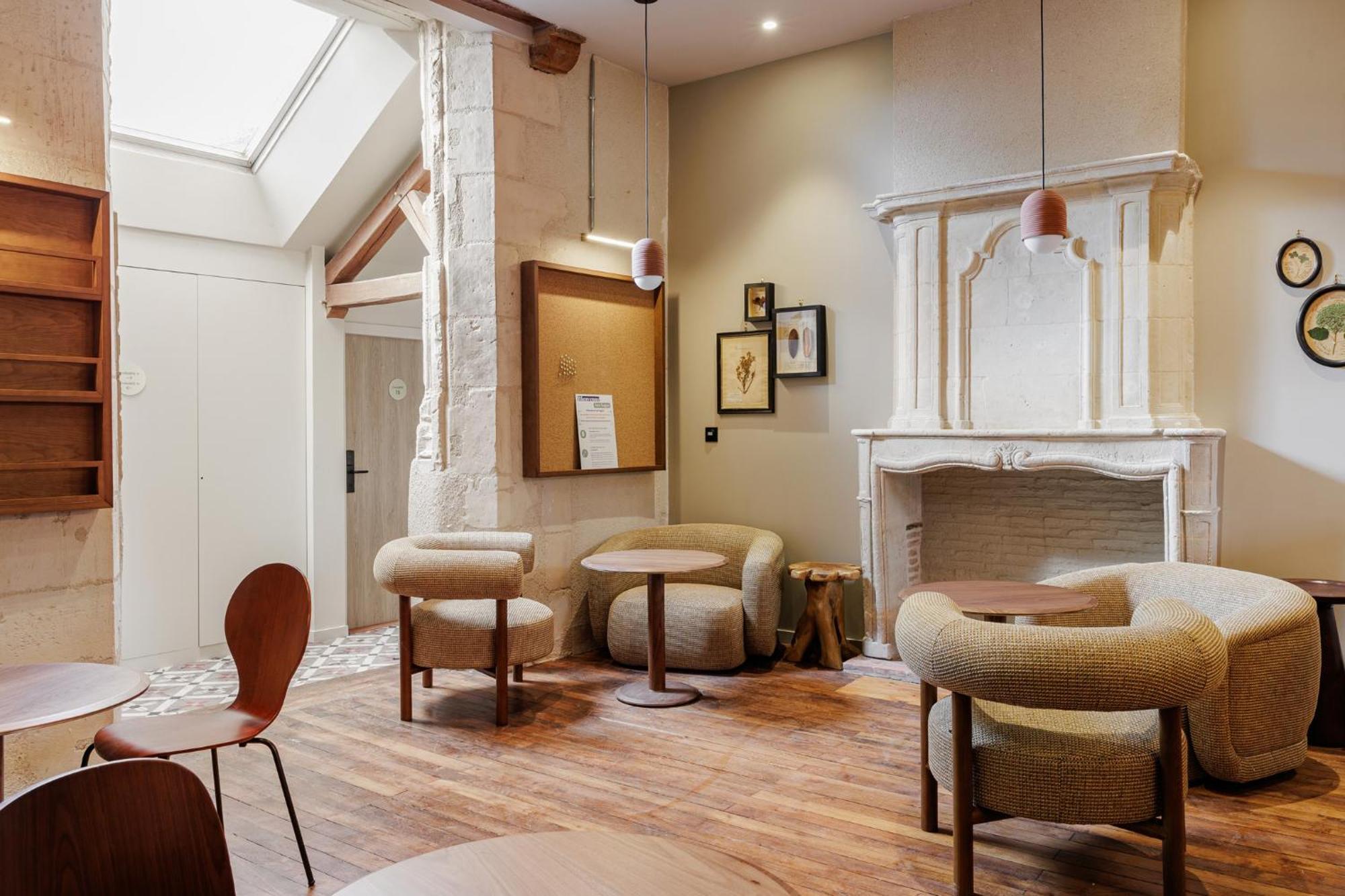 Hotel Cloitre - Entree Autonome, Reception En Ligne - Encore Mieux Orléans Dış mekan fotoğraf