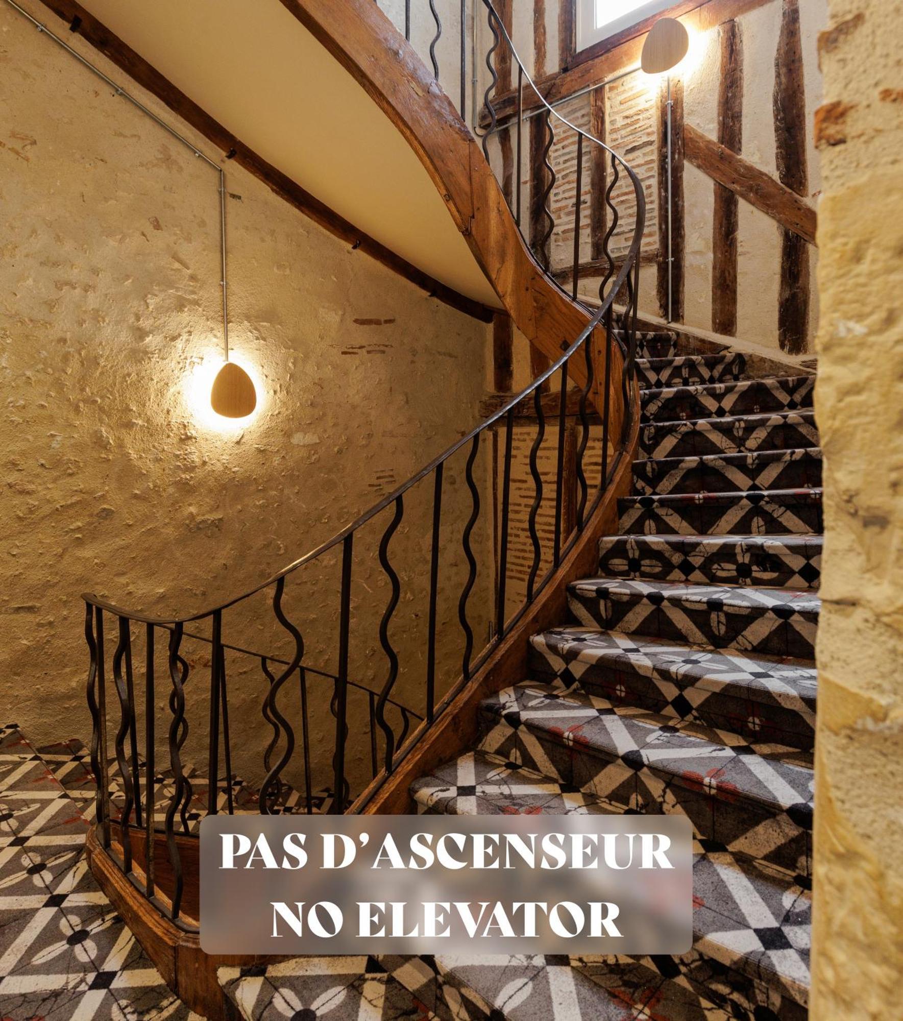 Hotel Cloitre - Entree Autonome, Reception En Ligne - Encore Mieux Orléans Dış mekan fotoğraf